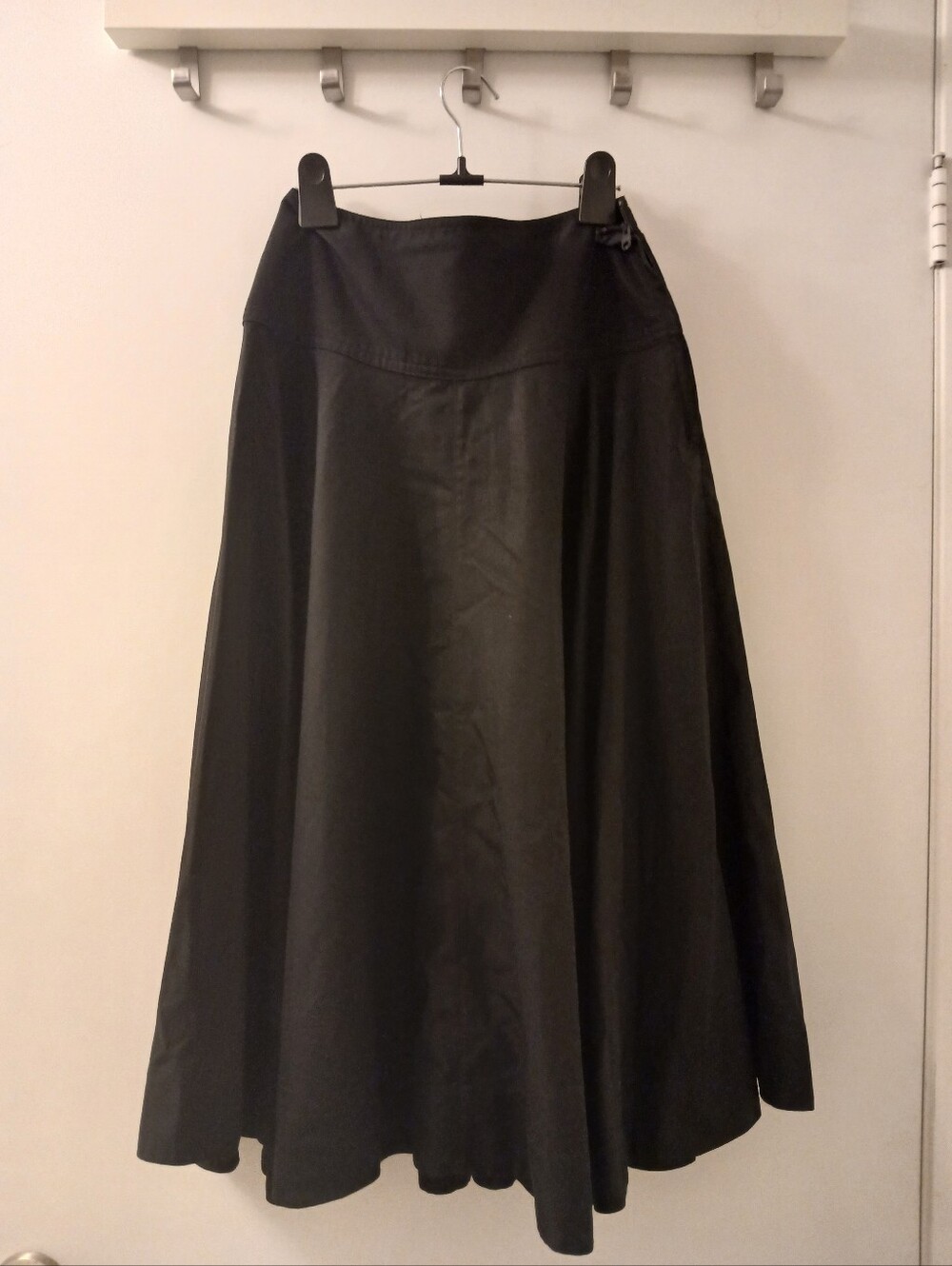 Uniqlo A Line Skirt - Black